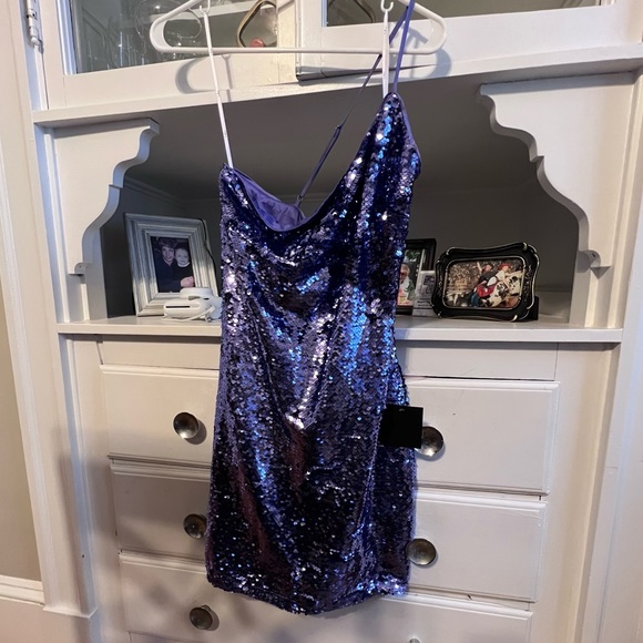 Lulus Dresses & Skirts - NWT Lulu’s Sequin Indigo Purple One Shoulder Dress